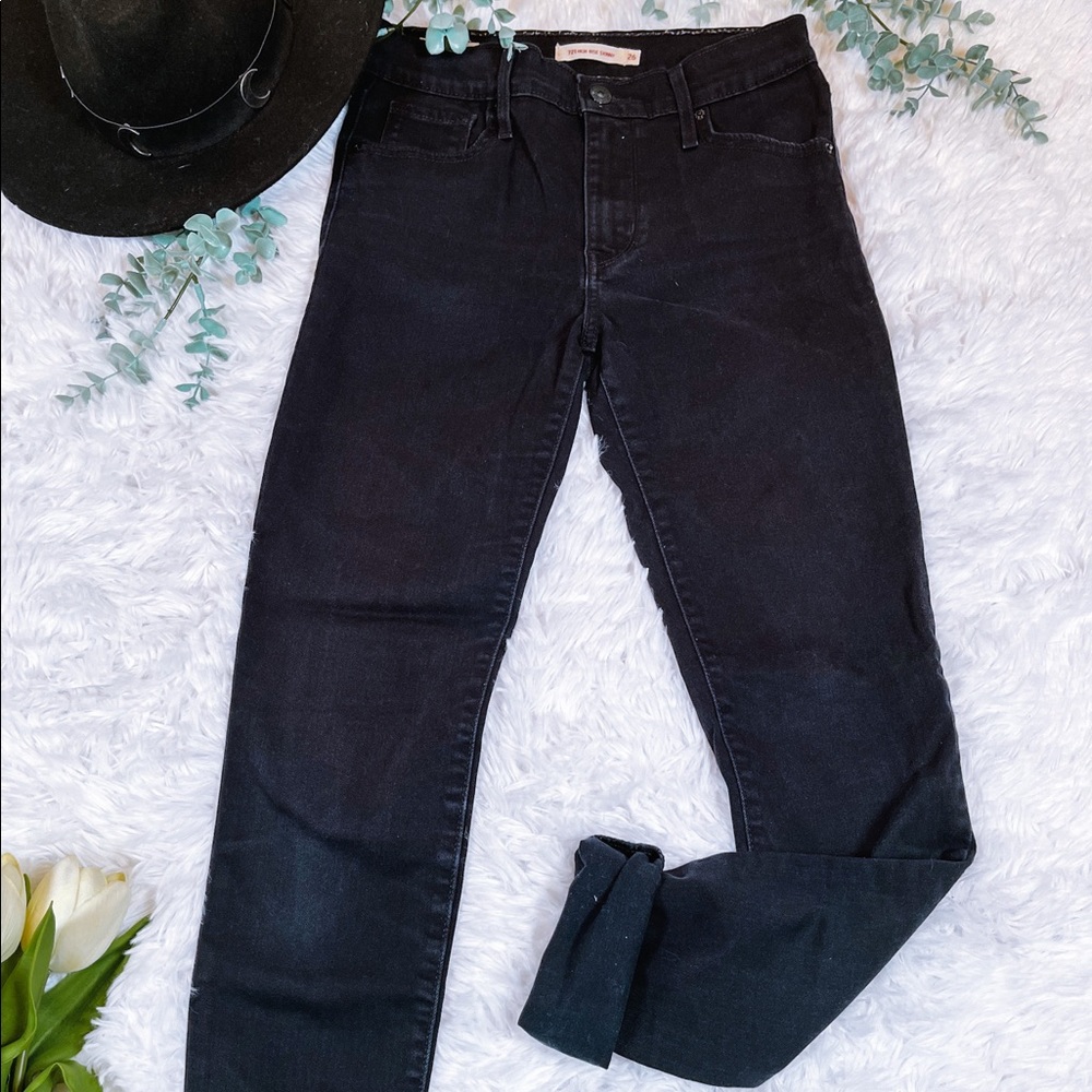 Black Levi’s 721 skinny jeans size 26